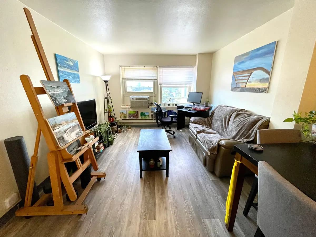 Milwaukee apartments for rent - Property image - 1029 E Knapp St #806, - 1