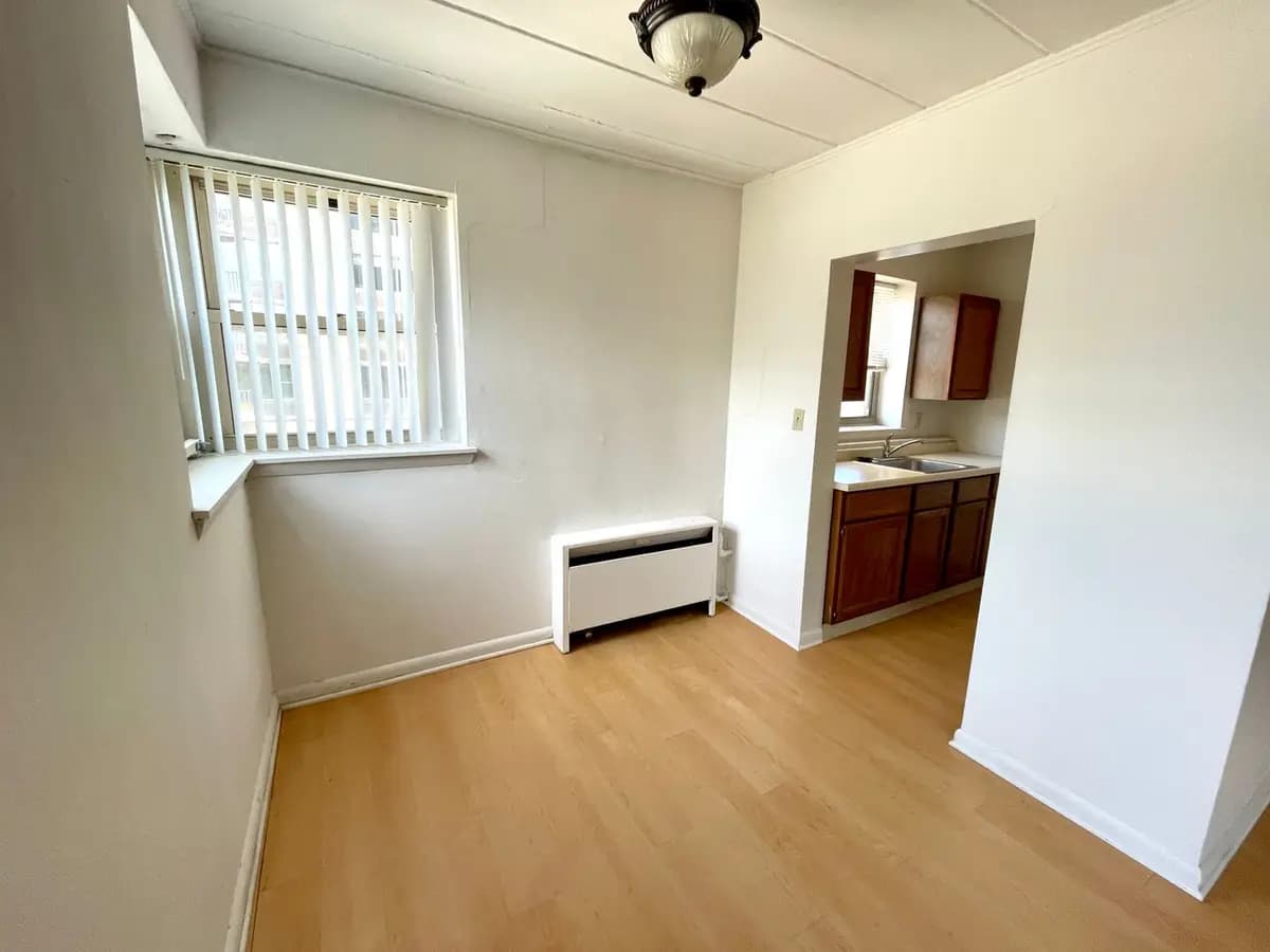 Milwaukee apartments for rent - Property image - 930 N Marshall St. - 303 - 1