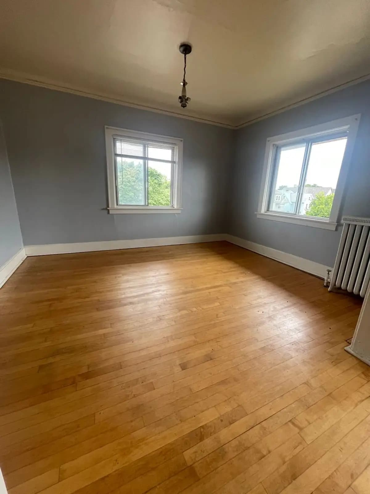 Milwaukee apartments for rent - Property image - 1812 E Belleview Pl #22 - 2