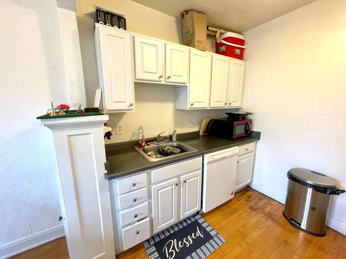 Milwaukee apartments for rent - Property image - 2631 N Cramer #302 - 1