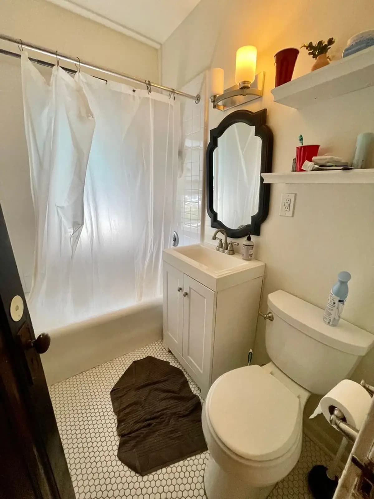 Milwaukee apartments for rent - Property image - 2631 N Cramer #101 - 2