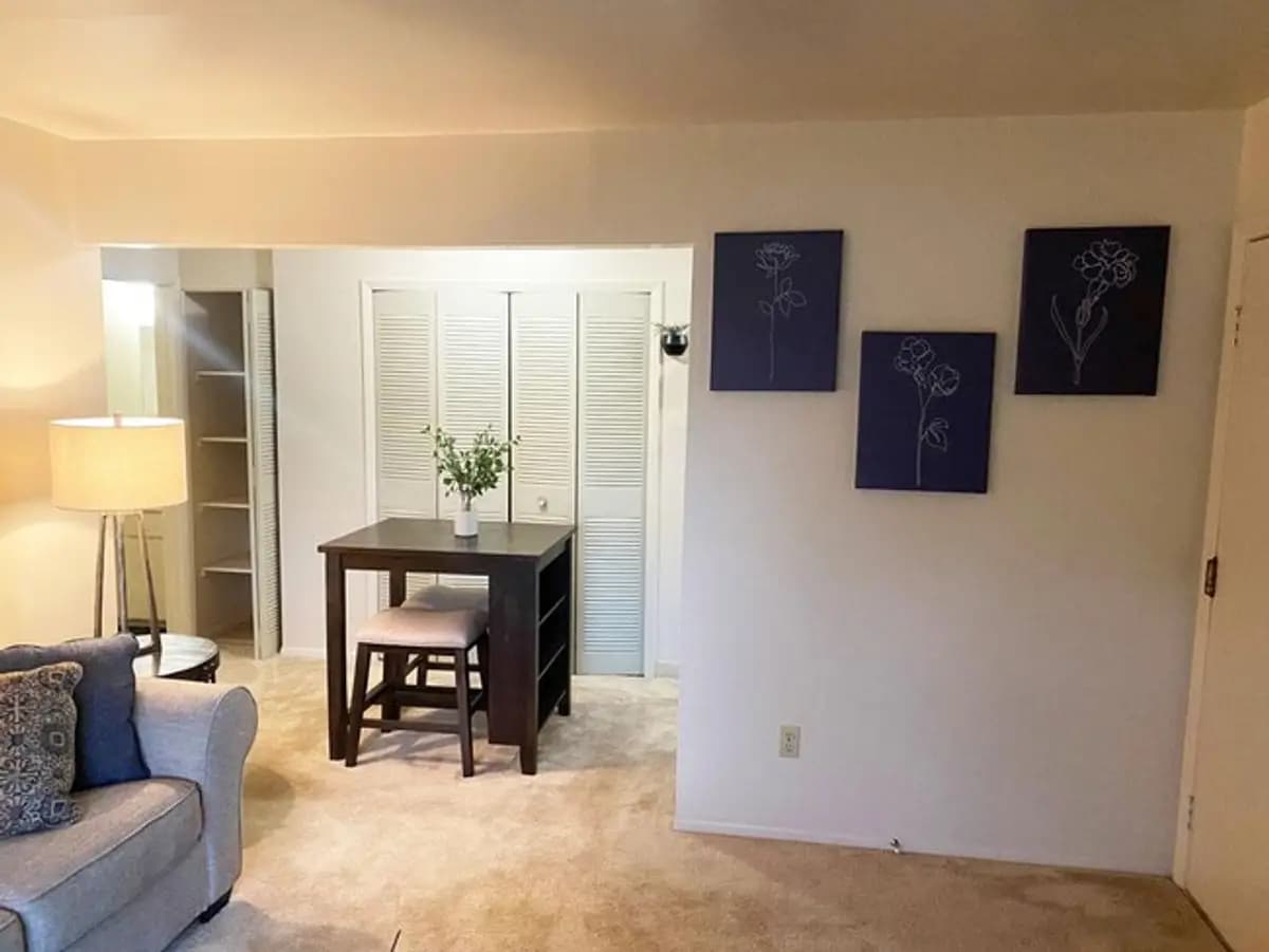 Wood Creek Apartments - Apartment - 6