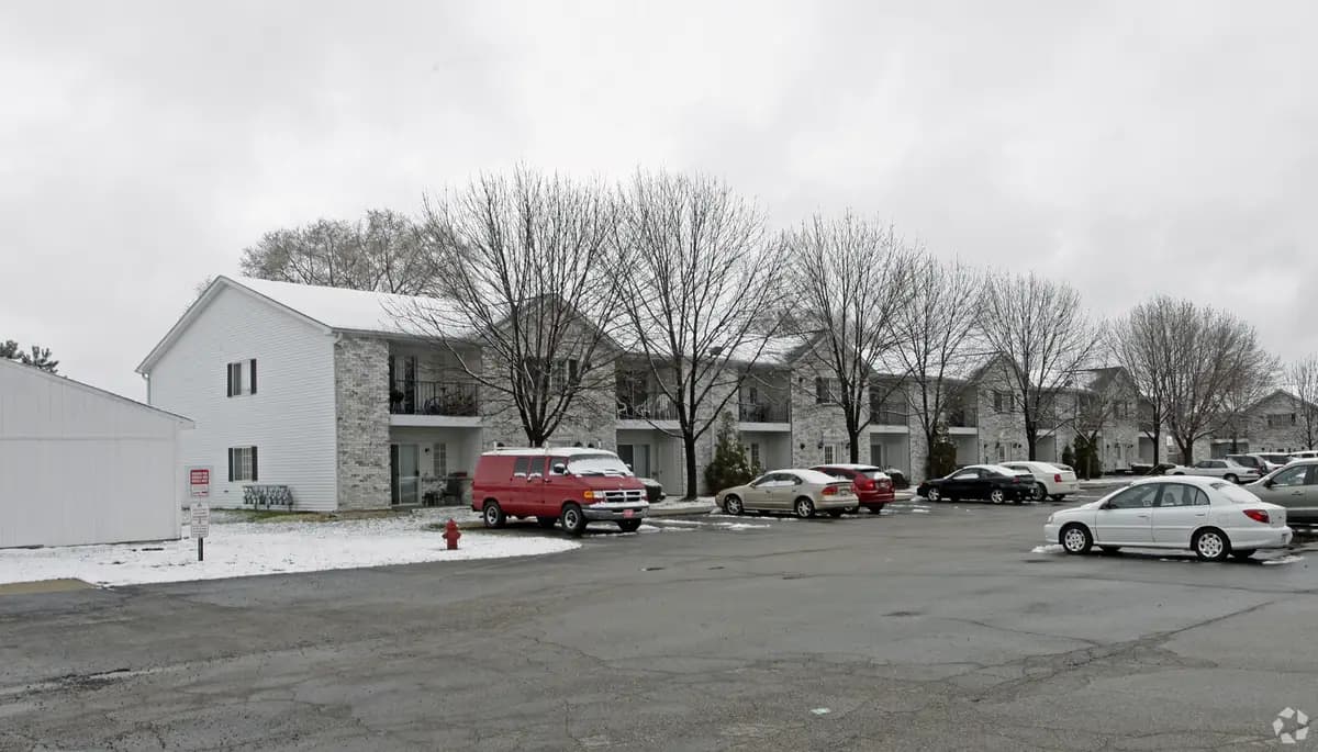 Milwaukee apartments for rent - Property image - Villa Michael - 2