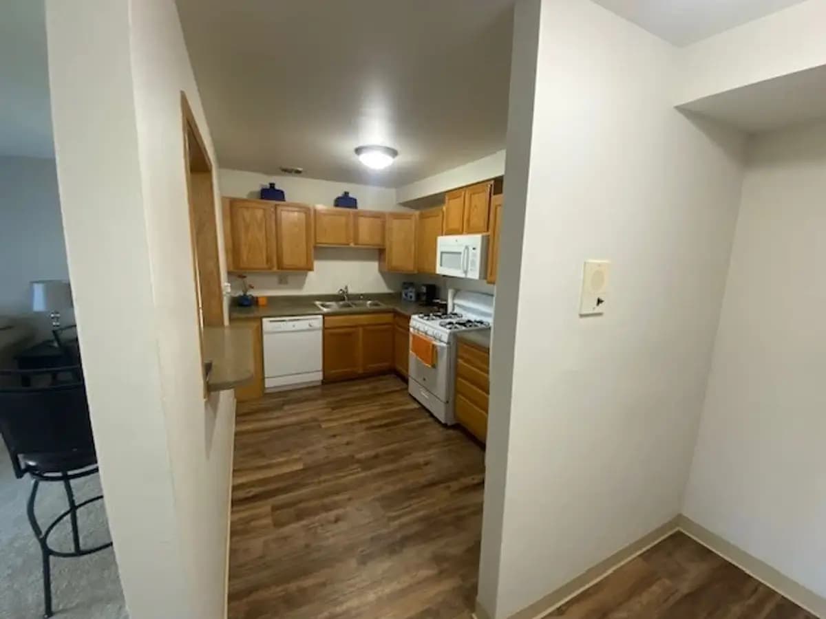 Milwaukee apartments for rent - Property image - Greenbrook apartments - 3