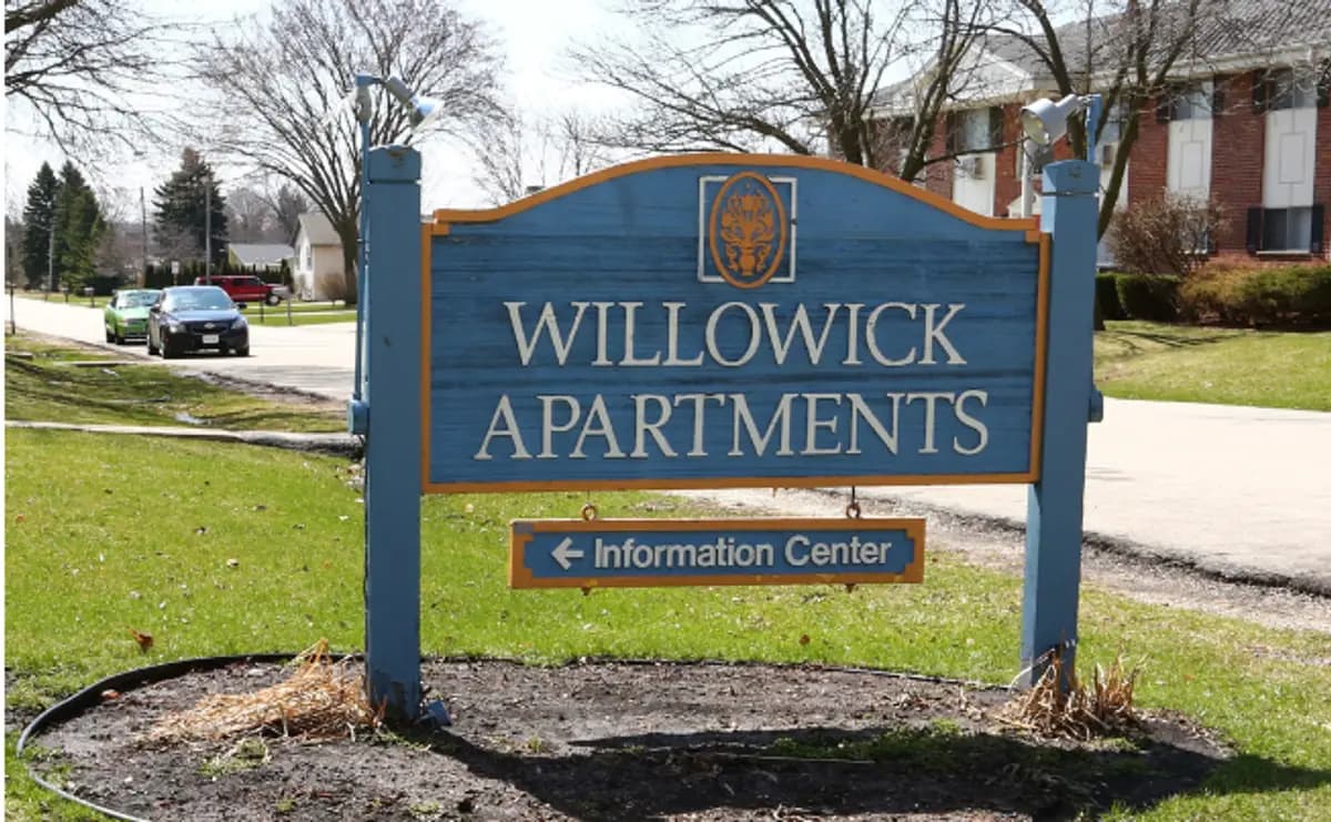 Willowick Apts - Apartment - 4