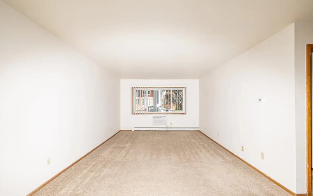 Willowick Apts - Apartment - 19