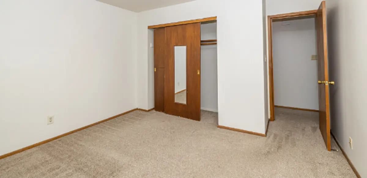 Willowick Apts - Apartment - 20