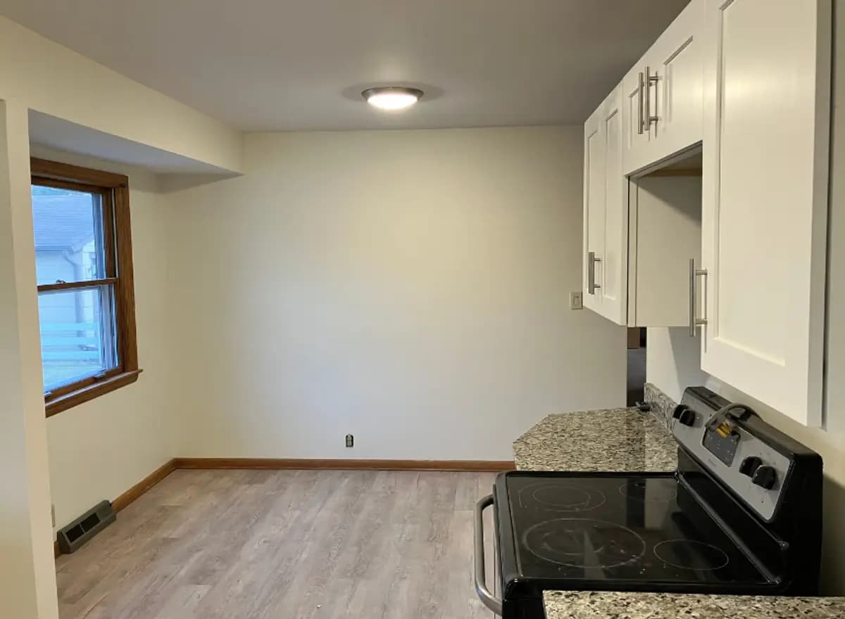 7841 10th Ave - Apartment - 4