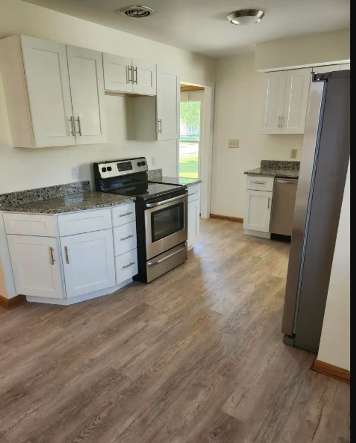 Milwaukee apartments for rent - Property image - 7841 10th Ave - 2