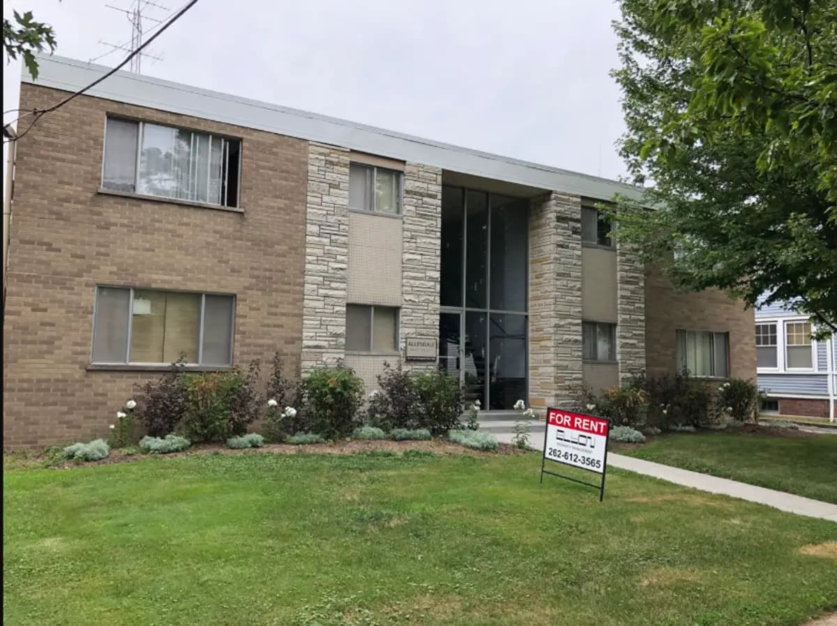 Milwaukee apartments for rent - Property image - Allendale Apartments - 1