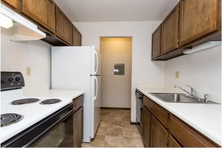 Milwaukee apartments for rent - image - large.png