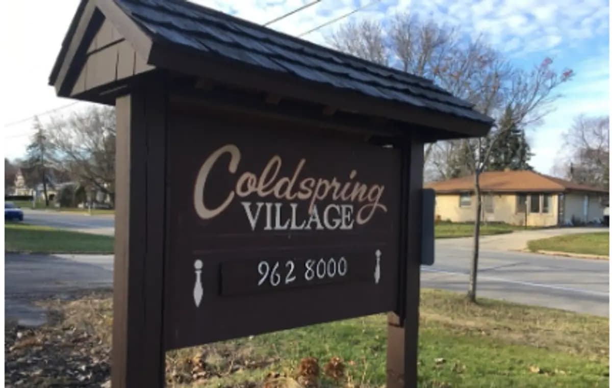 Milwaukee apartments for rent - Property image - Cold Spring Village Apartments - 2