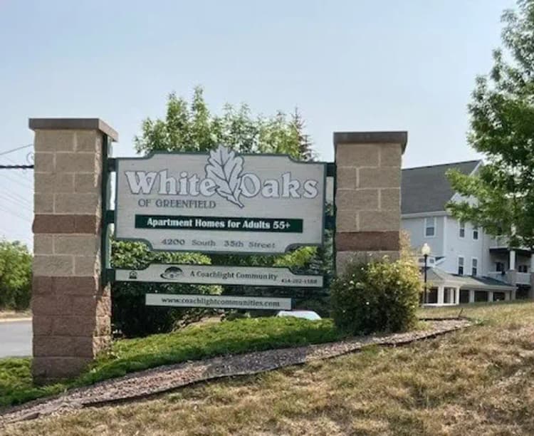Milwaukee apartments for rent - image - WO+Sign-1920w.webp