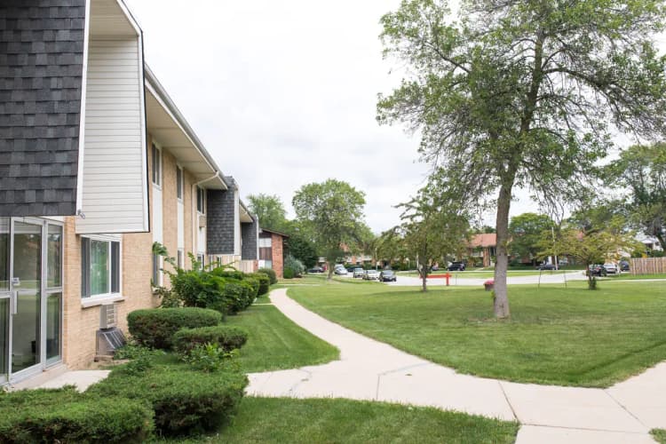Milwaukee apartments for rent - image - large (2).jpg