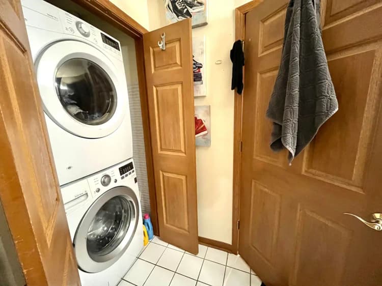 Milwaukee apartments for rent - image - large (11).jpeg