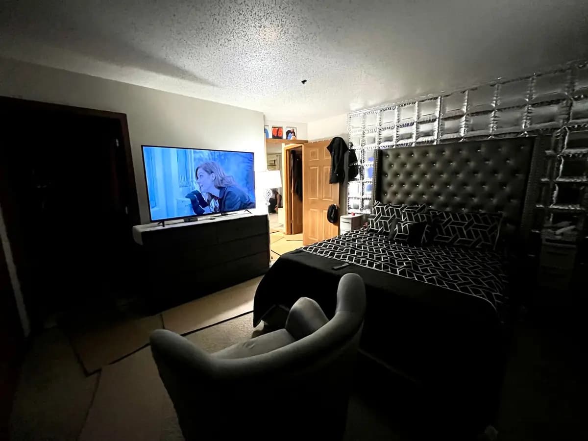 10141 W Cold Spring Rd. #5 - Apartment - 4