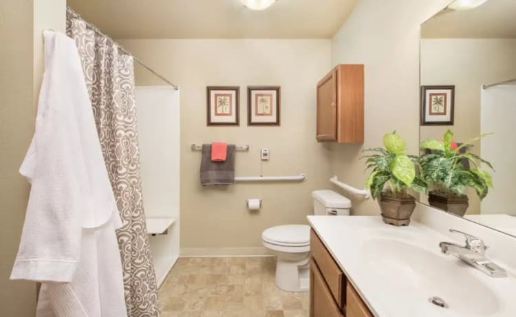 Milwaukee apartments for rent - image - Celebre-Place2-jpg.webp