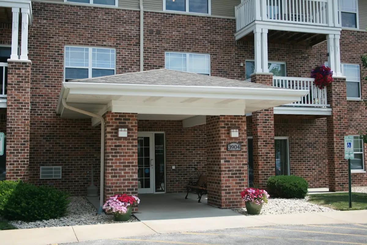 Milwaukee apartments for rent - Property image - Crest View Senior Apartments - 3