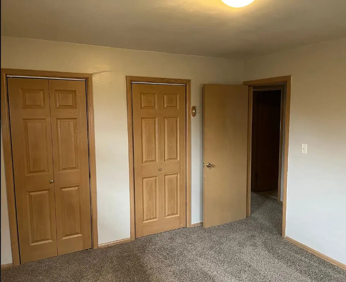 5875-5881 Tower Road - Apartment - 11