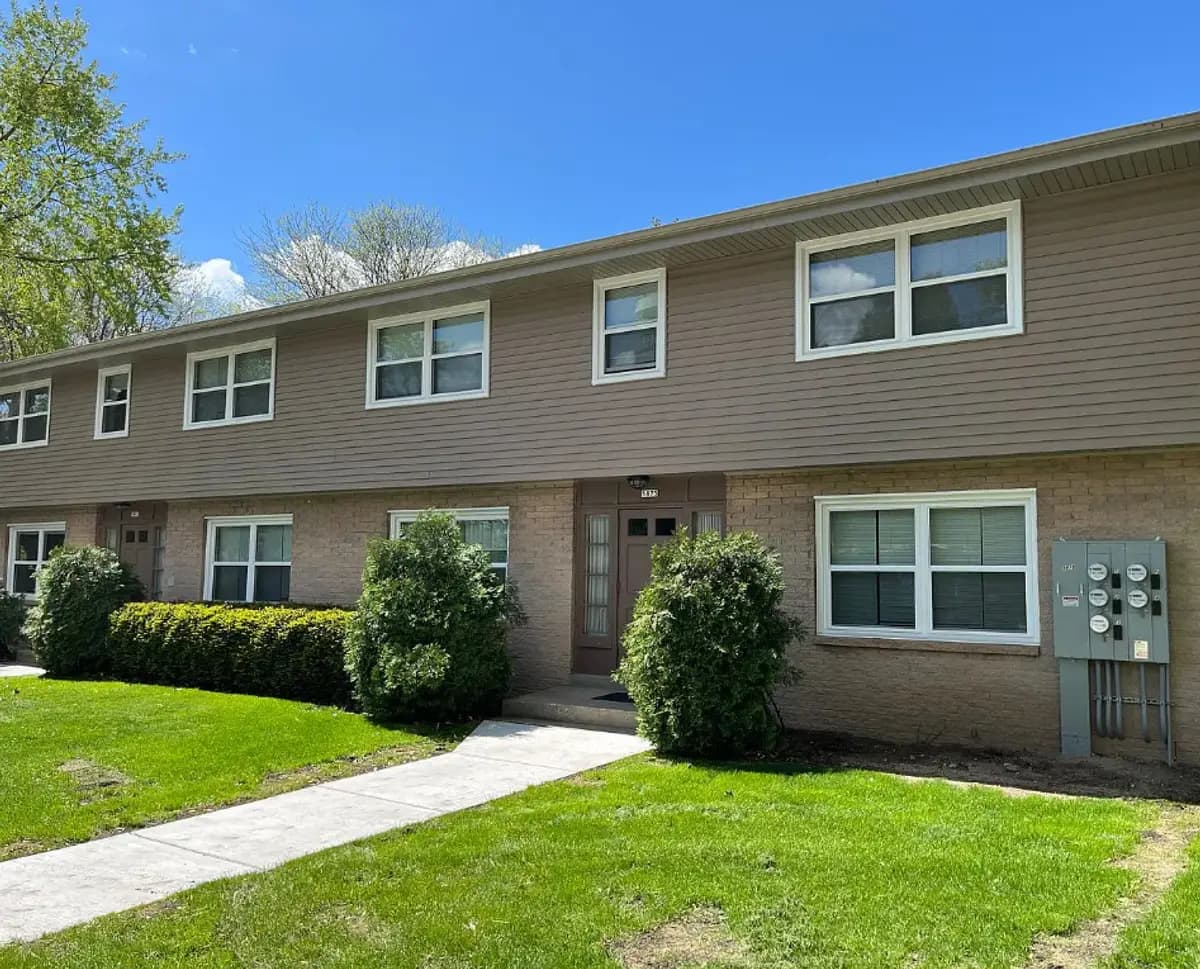 Milwaukee apartments for rent - Property image - 5875-5881 Tower Road - 2