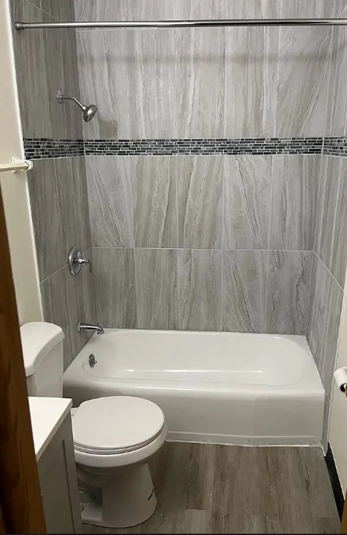 5875-5881 Tower Road - Apartment - 5