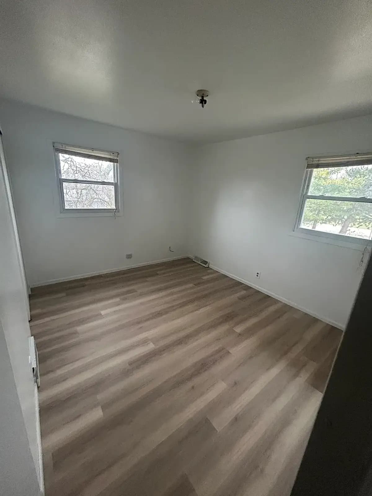 6019-6021 Trail Ridge Ct - Apartment - 10