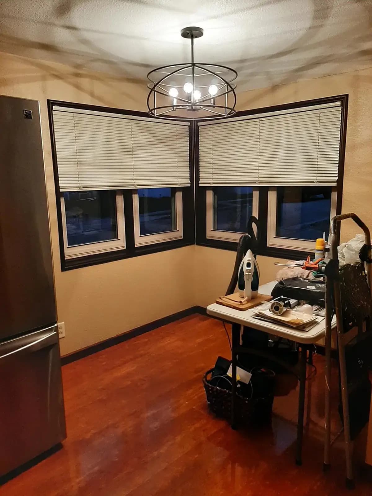 5565 Angle Lane - Apartment - 5