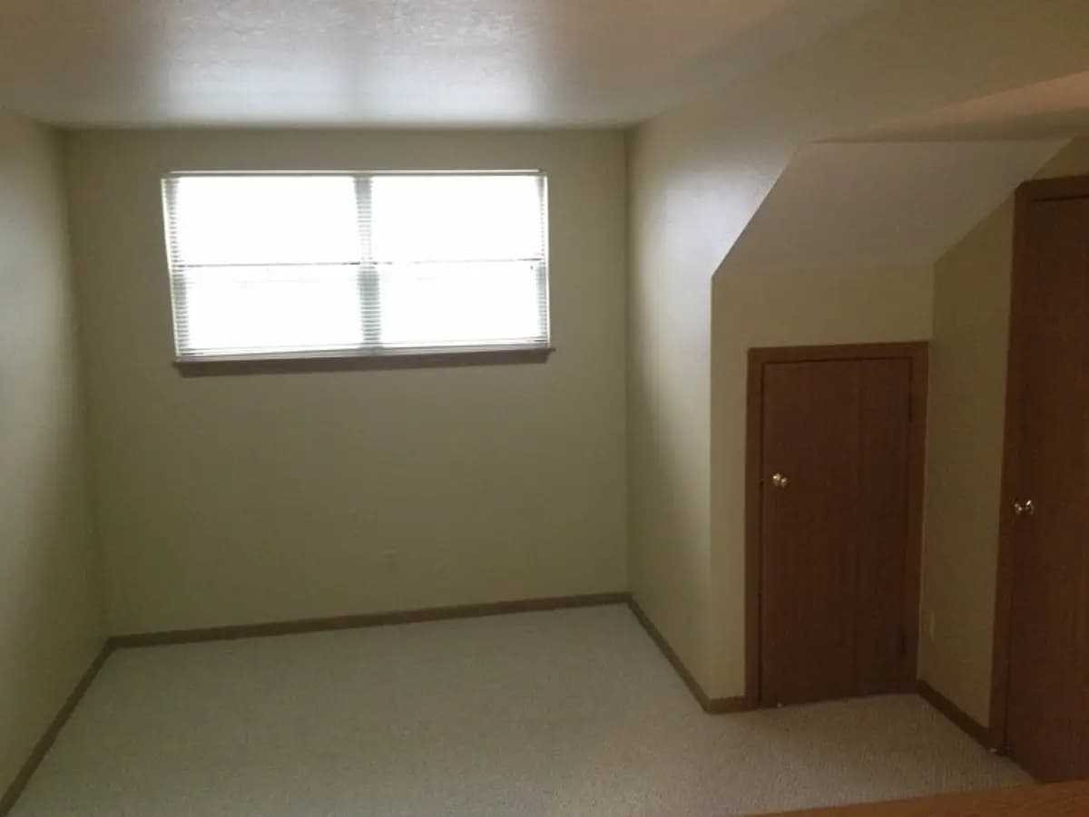 Dale Creek Apartments - Apartment - 5
