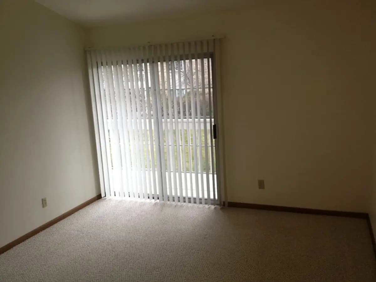 Dale Creek Apartments - Apartment - 8