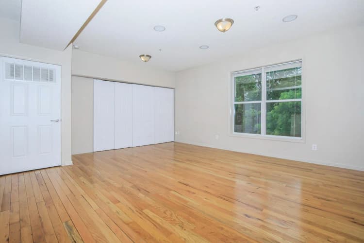 Milwaukee apartments for rent - image - 21958329