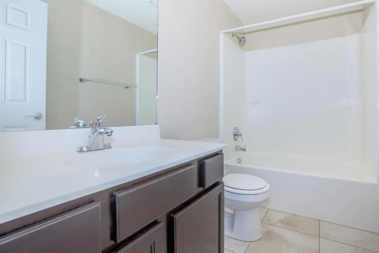 Milwaukee apartments for rent - image - 21958331