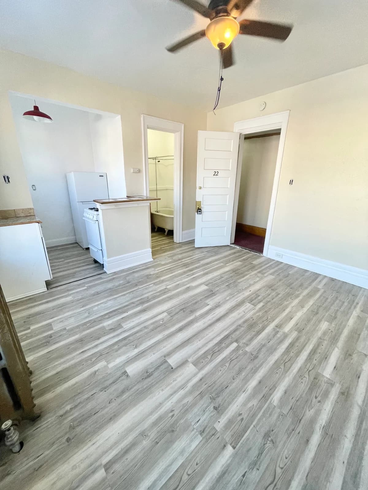 Cross Apartments - Apartment - 168
