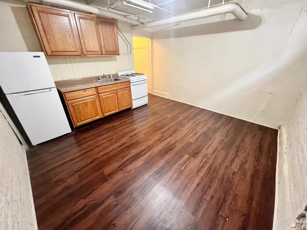 Cross Apartments - Apartment - 37
