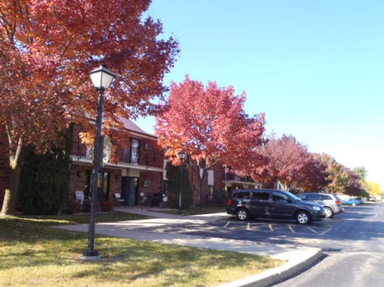 Milwaukee apartments for rent - image - petretti-apartments-kenosha-wi-floorplan (2).jpg