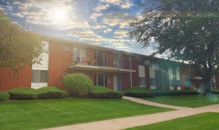 Milwaukee apartments for rent - image - 20160909_141523(2) websize.jpg
