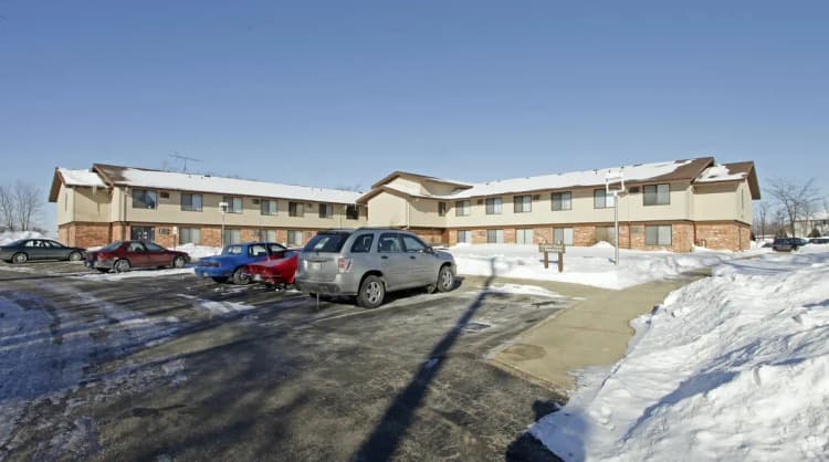 Milwaukee apartments for rent - image - kenosha-gardens-apartments-kenosha-wi-primary-photo.jpg