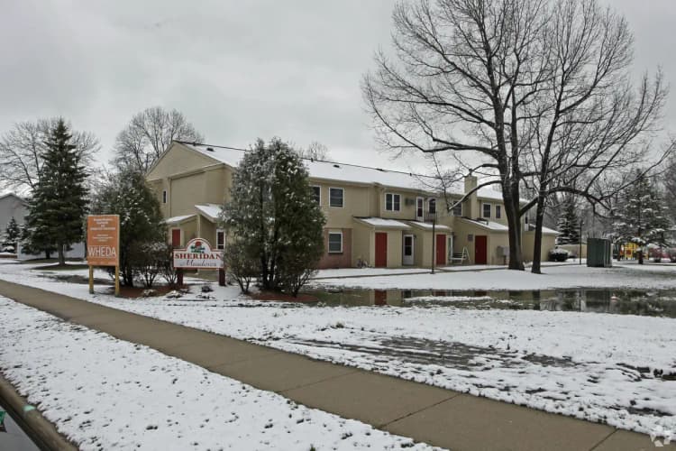Milwaukee apartments for rent - image - sheridan-meadows-kenosha-wi-primary-photo.jpg