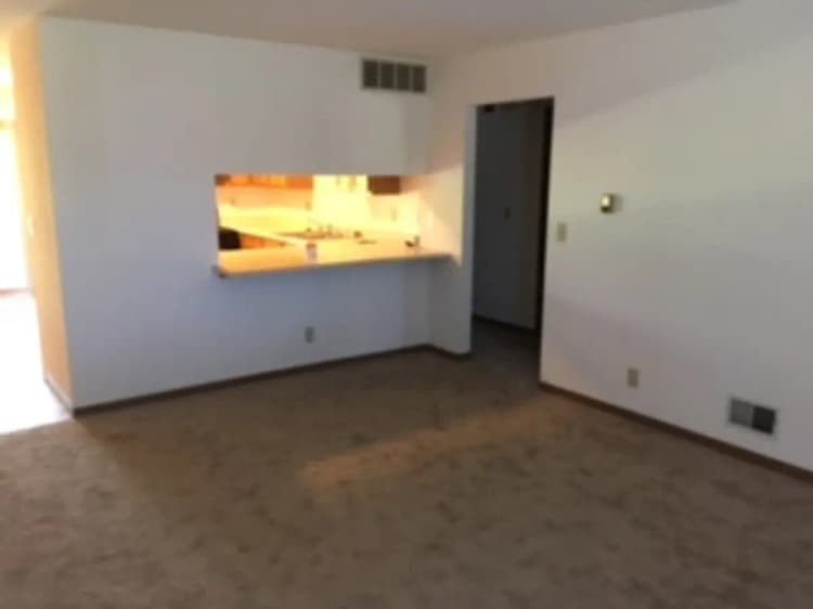 Milwaukee apartments for rent - image - villa-rosa-apartments-kenosha-wi-building-photo (2).jpg