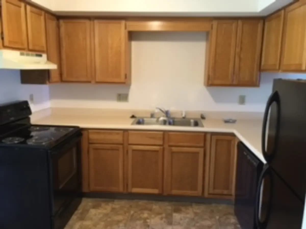 Milwaukee apartments for rent - image - villa-rosa-apartments-kenosha-wi-building-photo (3).jpg