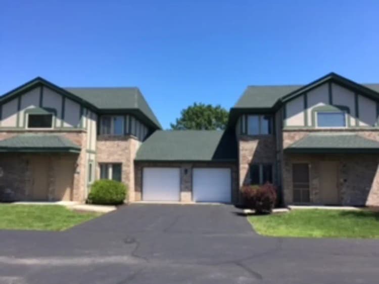 Milwaukee apartments for rent - image - villa-rosa-apartments-kenosha-wi-building-photo.jpg