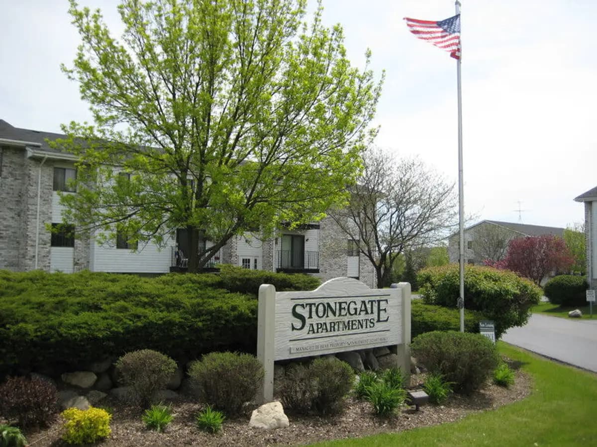Milwaukee apartments for rent - image - stonegate-apartments-kenosha-wi-primary-photo (1).jpg