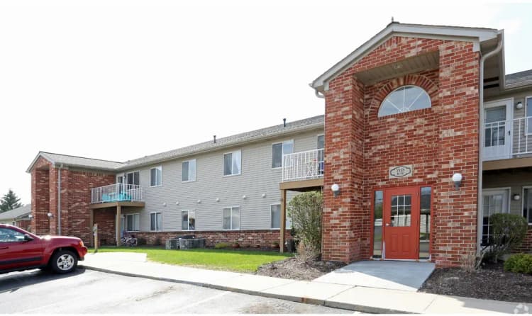 Milwaukee apartments for rent - image - Screenshot_9-9-2024_19210_www.apartments.com.jpeg