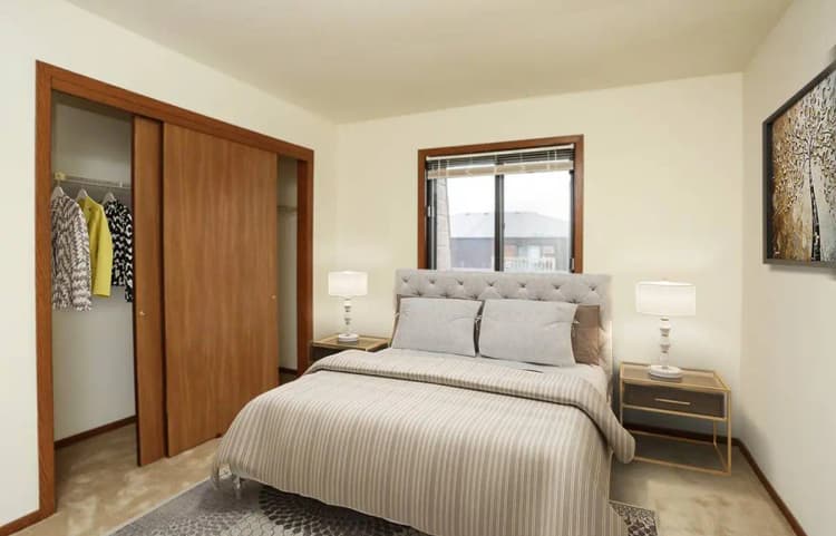 Milwaukee apartments for rent - image - 9bbee591fc9c093c6da44b37e9c8f5ae.jpg