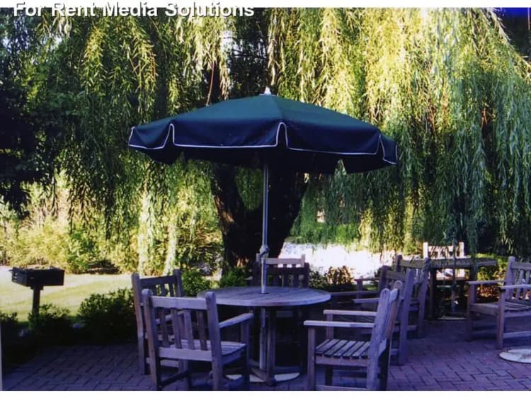 Milwaukee apartments for rent - image - greenbrookapartments4.webp