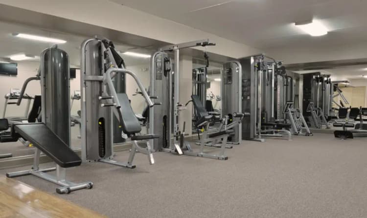 Milwaukee apartments for rent - image - fitness-center-photo-gallery.webp