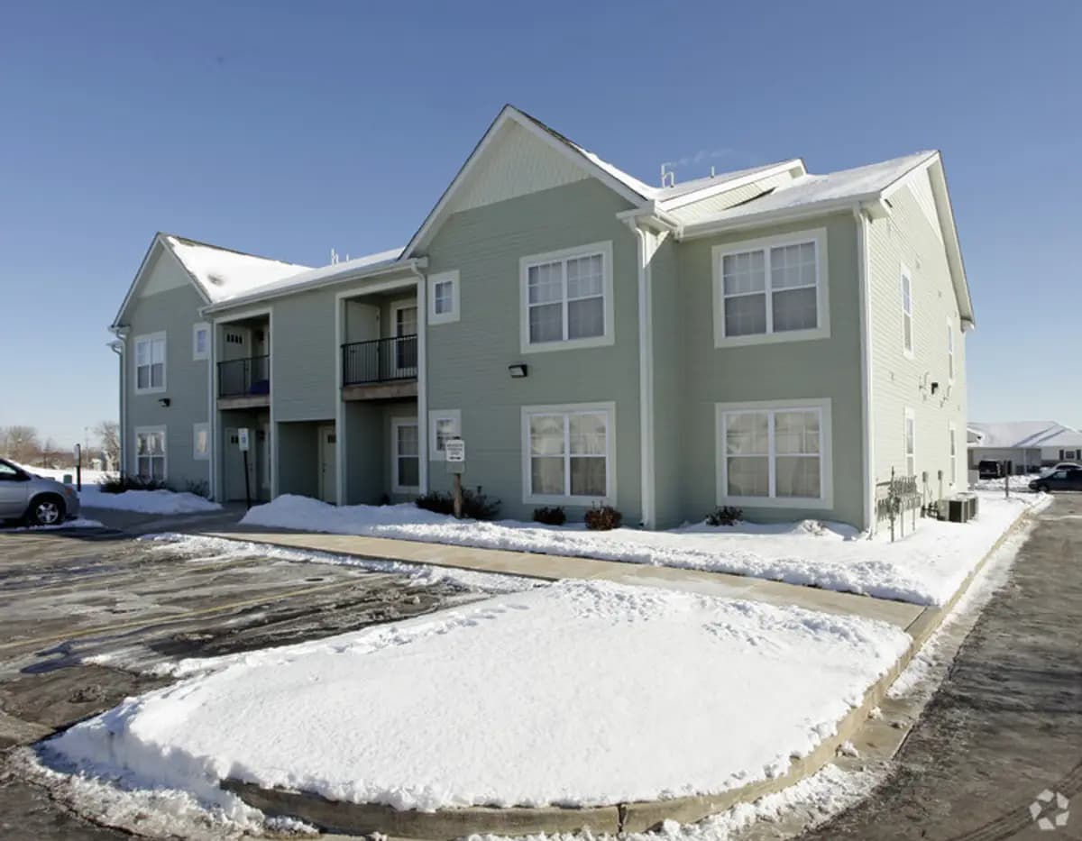 Milwaukee apartments for rent - image - charleston-apartments-kenosha-wi-building-photo.jpg