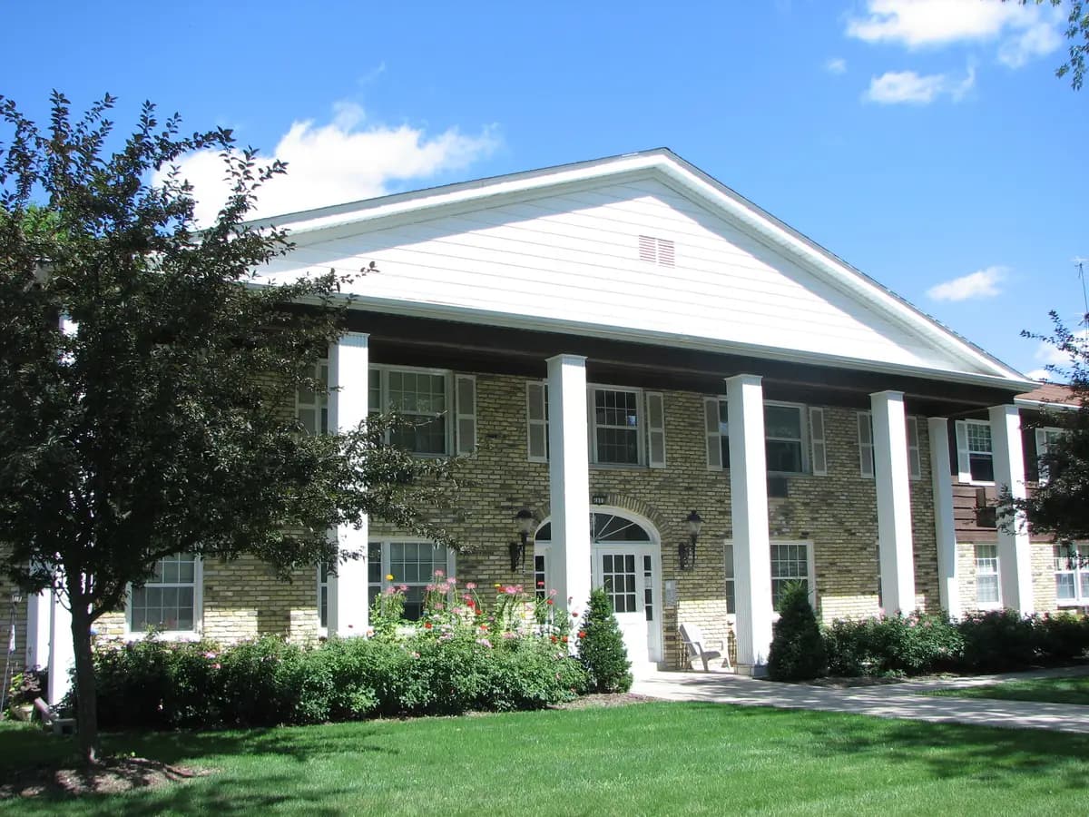 Milwaukee apartments for rent - image - 48-on-cold-spring-greenfield-wi-primary-photo.jpg