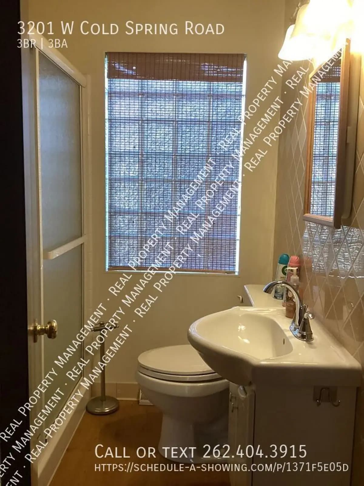 Milwaukee apartments for rent - image - three-bedroom-single-family-home-greenfield-wi-building-photo (10).jpg