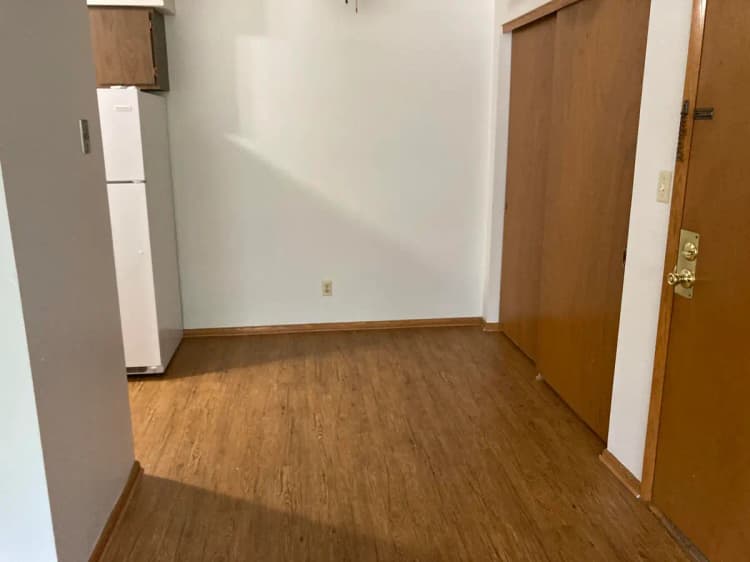 Milwaukee apartments for rent - image - 5000-w-cold-spring-rd-greenfield-wi-building-photo (1).jpg