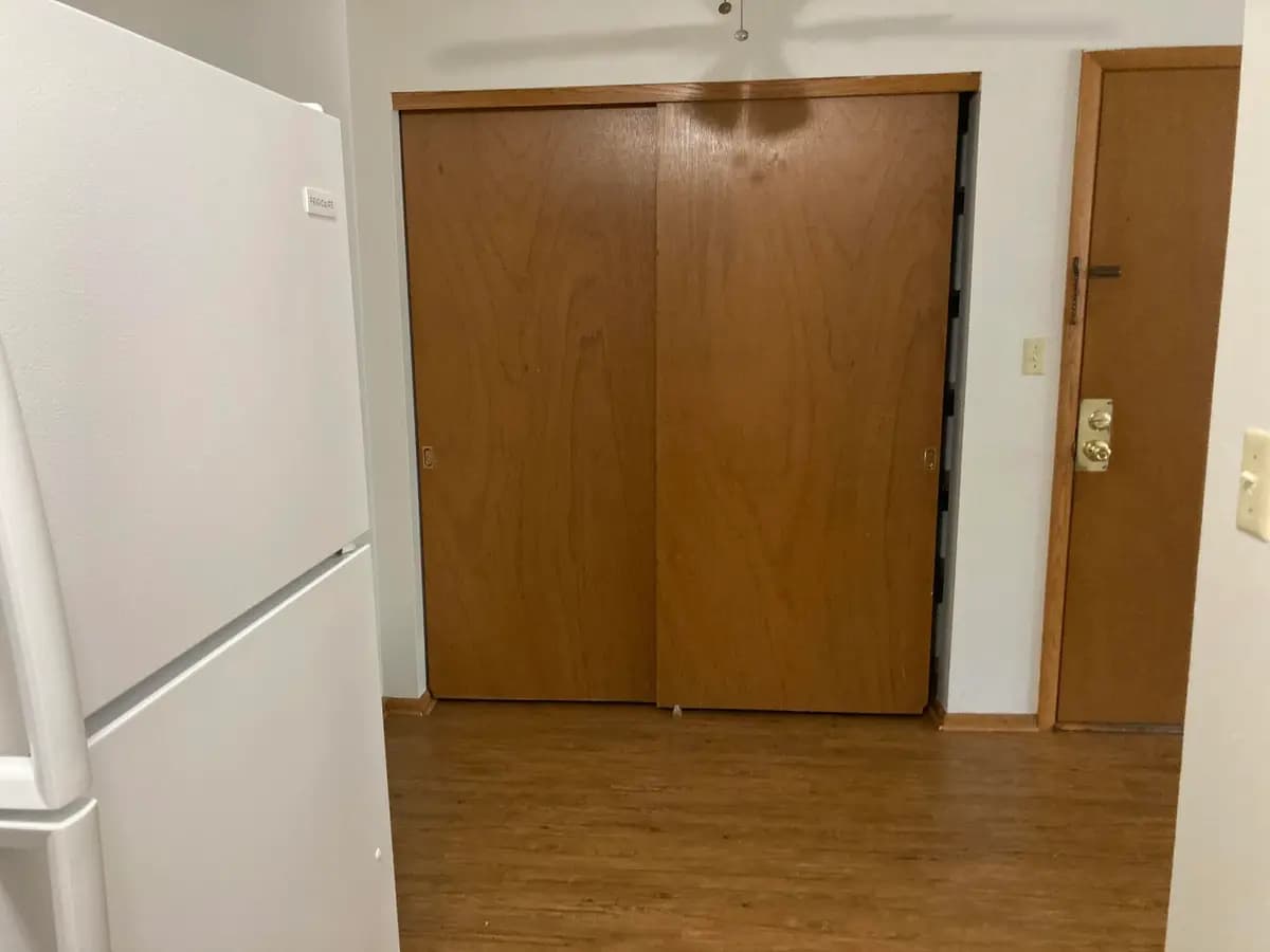 Milwaukee apartments for rent - Property image - 5000 W Cold Spring Rd - 1